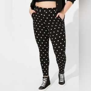 Torrid heart leggings